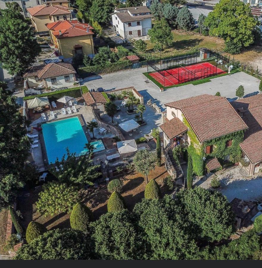 Villa Residenza Le Querce Bilocale Fossato di Vico Exterior foto