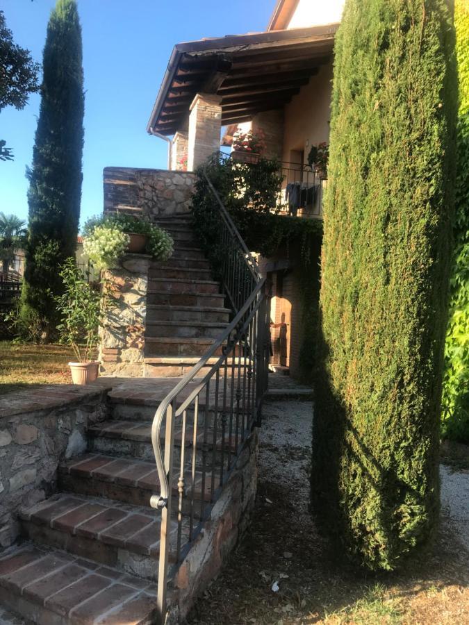 Villa Residenza Le Querce Bilocale Fossato di Vico Exterior foto
